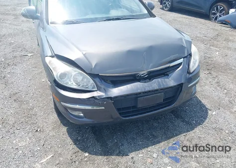 2009 Hyundai Elantra Touring из США, поврежденный, VIN KMHDC86E49U040755